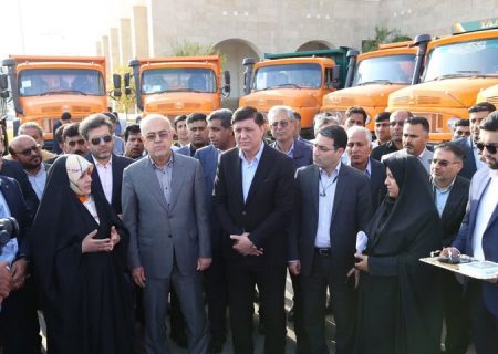 تحویل ۵۷ دستگاه خودرو عمرانی و خدماتی به دهیاران استان