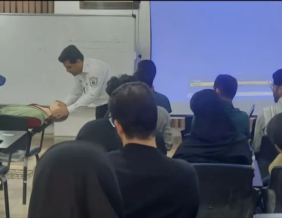 جلسه آموزشی احیاء پایه و اقدامات پس از سوانح و حوادث ترافیکی