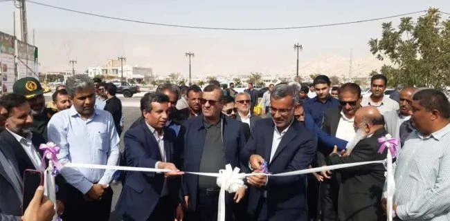 ۱۷ پروژه به ارزش ۱۰۰۰میلیارد تومان در شهرستان بستک افتتاح و کلنگ زنی شد