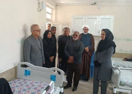 استاندار هرمزگان در دومین روز سال نو از مراکز بهزیستی بندرعباس بازدیدکرد