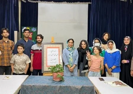 اعضا ارشد و نوجوان کانون مرکز گلشهر بندرعباس با مراسم نوروزخوانی به استقبال بهار رفتند