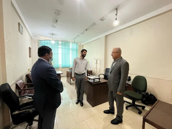 بازدید سرزده و نوروزی استاندار هرمزگان از فرمانداری بندرعباس