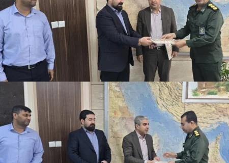 تقدیر فرمانده بسیج سپاه امام سجاد(ع)  از مدیرکل و معاون صید و بنادر ماهیگیری شیلات هرمزگان// ارتقای تعامل بسیج ادارات و اداره کل شیلات هرمزگان در راستای خدمت به مردم
