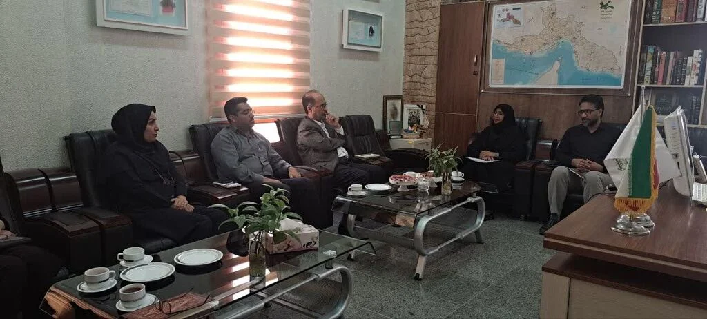 دیدار و گفتگو دستیار ارشد استاندار هرمزگان با مدیر کل کانون استان