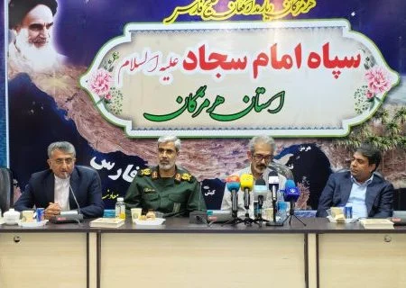 اعطای احکام جدید اعضای بسیج مهندسین سپاه امام سجاد (ع)؛ گامی به‌سوی تحول در مدیریت شهری هرمزگان/همفکری نخبگان برای نجات معماری شهری؛ آغاز مسیری تازه در هرمزگان