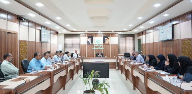 تاکید بر ساماندهی فعالیت داروخانه های گیاه پزشکی و تشکیل اتحادیه کود و سموم کشاورزی