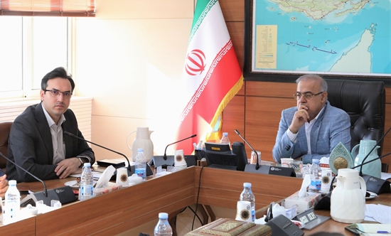 تداوم نهضت تقویت ناوگان اورژانس استان هرمزگان با تخصیص پنج دستگاه آمبولانس نوین؛ تجلی هم‌افزایی استانداری، وزارت بهداشت و خیرین عرصه سلامت