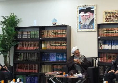 نشست بهزیستی با امام جمعه بندرعباس؛ وعده مسکن و اشتغال