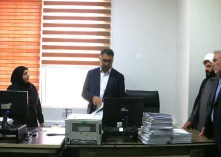 بازدید رئیس کل دادگستری هرمزگان از روند خدمت‌رسانی به مردم در دو مجتمع قضایی شهر بندرعباس
