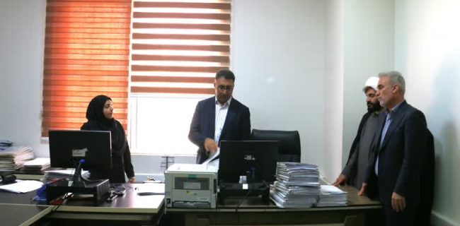 بازدید رئیس کل دادگستری هرمزگان از روند خدمت‌رسانی به مردم در دو مجتمع قضایی شهر بندرعباس
