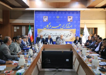 جوامع محلی باید از فرصت‌های شغلی توسعه مکران بهره‌مند شوند