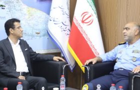 دیدار فرمانده پایگاه نهم شکاری شهید عبدالکریمی بندرعباس با مدیرکل آموزش و پرورش استان هرمزگان