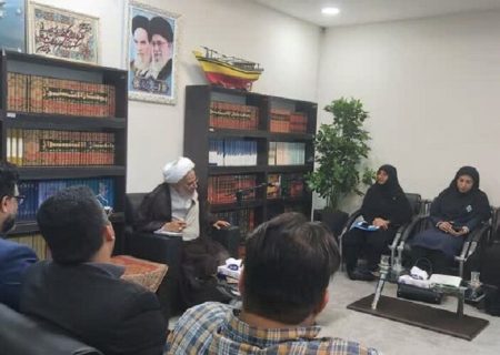 دیدار مدیرکل، معاونین و مسئولین کانون پرورش فکری کودکان و نوجوانان هرمزگان با امام جمعه بندرعباس