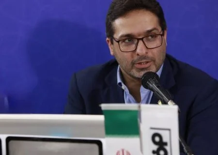 رونمایی از سه استراتژی کلیدی فولاد هرمزگان در سال ۱۴۰۴/اوراق کالایی؛ پُل سرمایه‌گذاری بدون وام بانکی