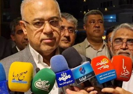  شهرداری بندرعباس در مسیر توسعه متوازن حرکت می‌کند/استانداری پشت پروژه‌های خوب شهرداری ایستاده است+فیلم
