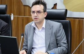 صدور بیش از ۸۰۰ مجوز استخدامی جهت تکمیل کادر بهداشت و درمان استان هرمزگان