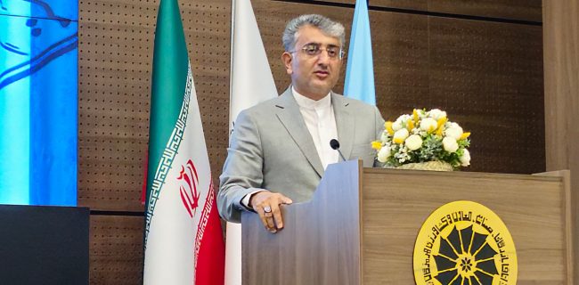 صنایع‌دستی باید ویترین هویت شهر و هویت استانی باشد/ نمایشگاه دائمی صنایع‌دستی قلب فرهنگ شهر خواهد بود