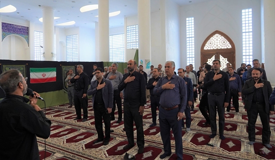 طنین زیارت عاشورا در پردیس دانشگاه