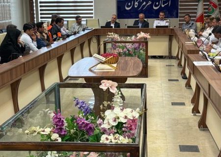 نشست مشترک پلیس راه هرمزگان و اداره‌ کل راهداری و حمل و نقل جاده ای استان