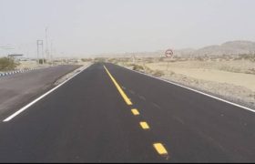 اجرای ۸ کیلومتر خط‌کشی در محور تازه روکش‌شده جاسک – کنارک