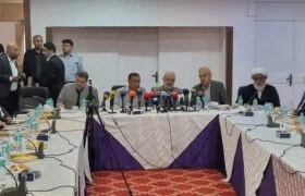 مرادی خواستار واگذاری اختیار مدیریت برق و توزیع بنزین به استاندار هرمزگان شد
