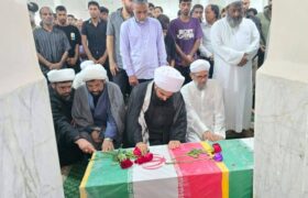 پیکر ملوان شهید مرتضی هرمزی عصر جمعه در بندرکوهستک تشییع شد